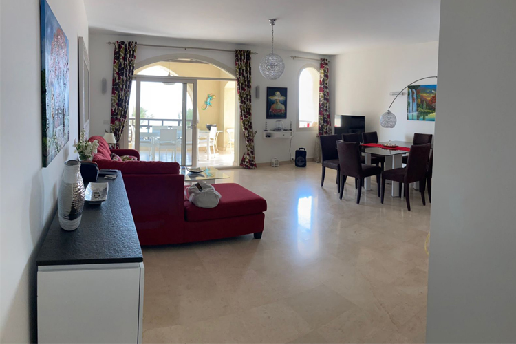 3 BR Apartment with Panoramic sea view - 14